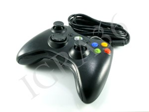 Проводной джойстик для XBOX 360 Black Проводной Controller Xbox 360 чёрный,простой и удобный в использовании.
